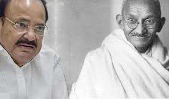 वेंकैया ने बापू को किया नमन